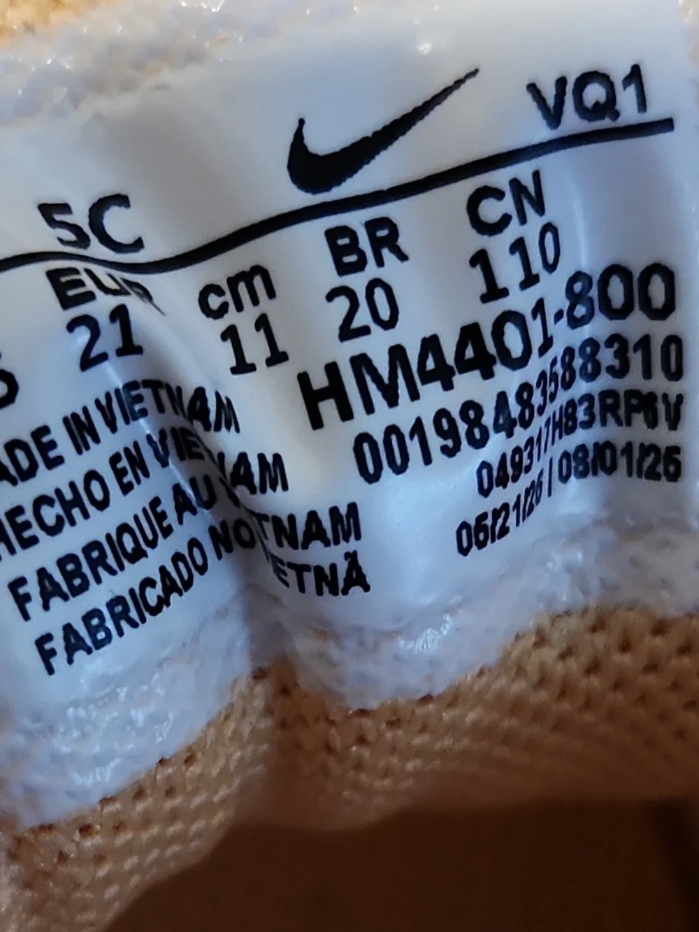 Nike Cosmic Runner 5c Kids Peach & White Velcro Sneakers New With Box [ Yellow ]